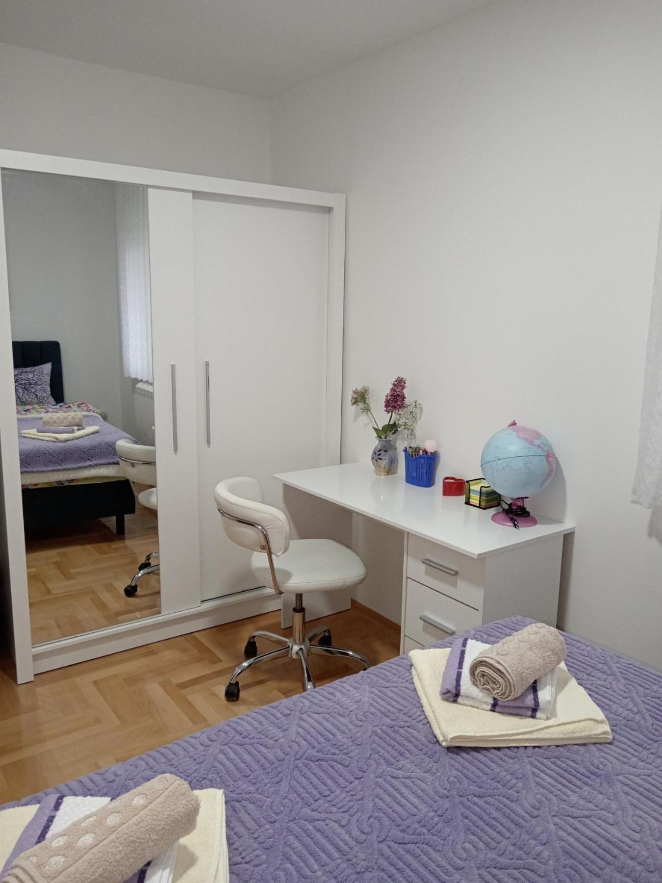 Apartman Lara 皮罗特 外观 照片