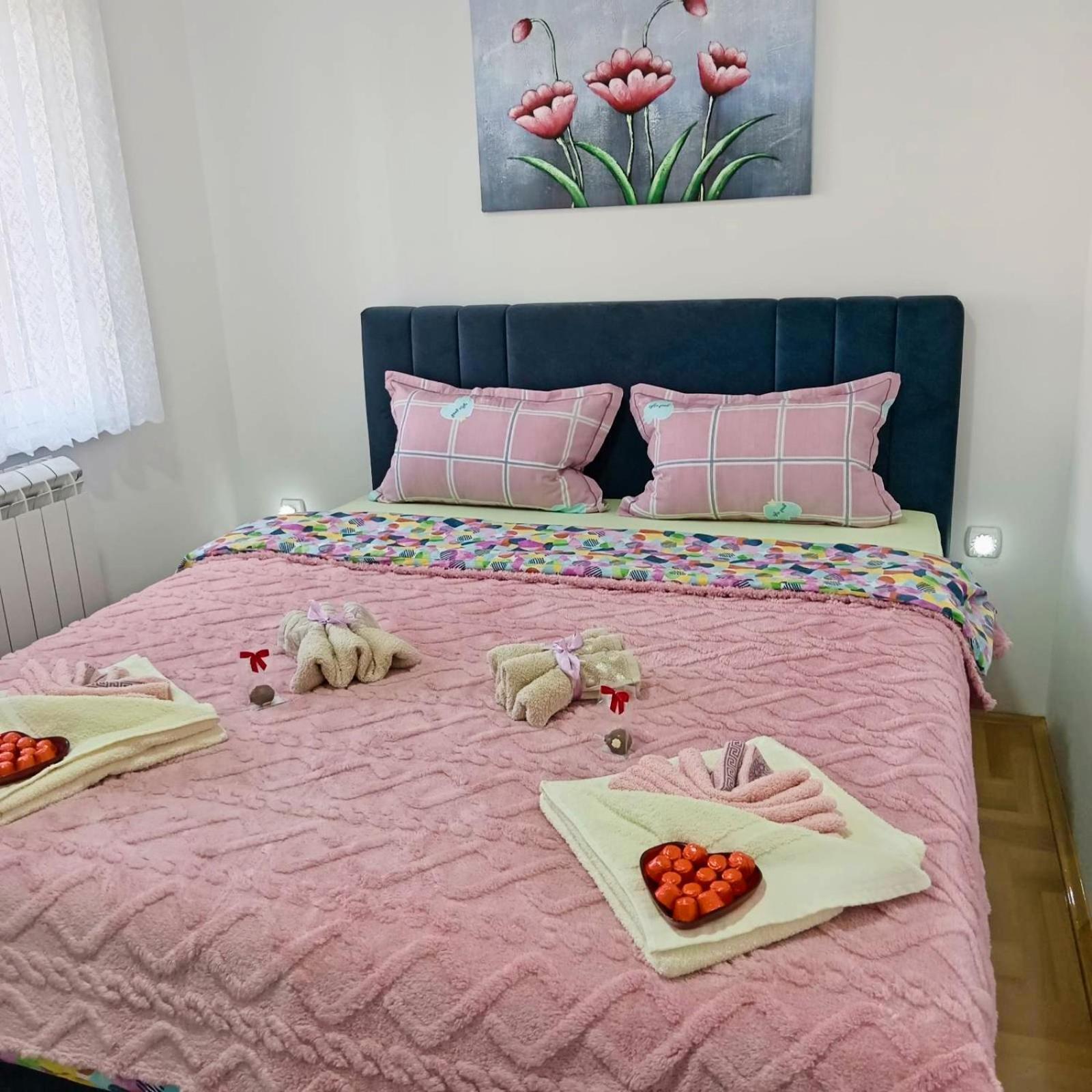 Apartman Lara 皮罗特 外观 照片