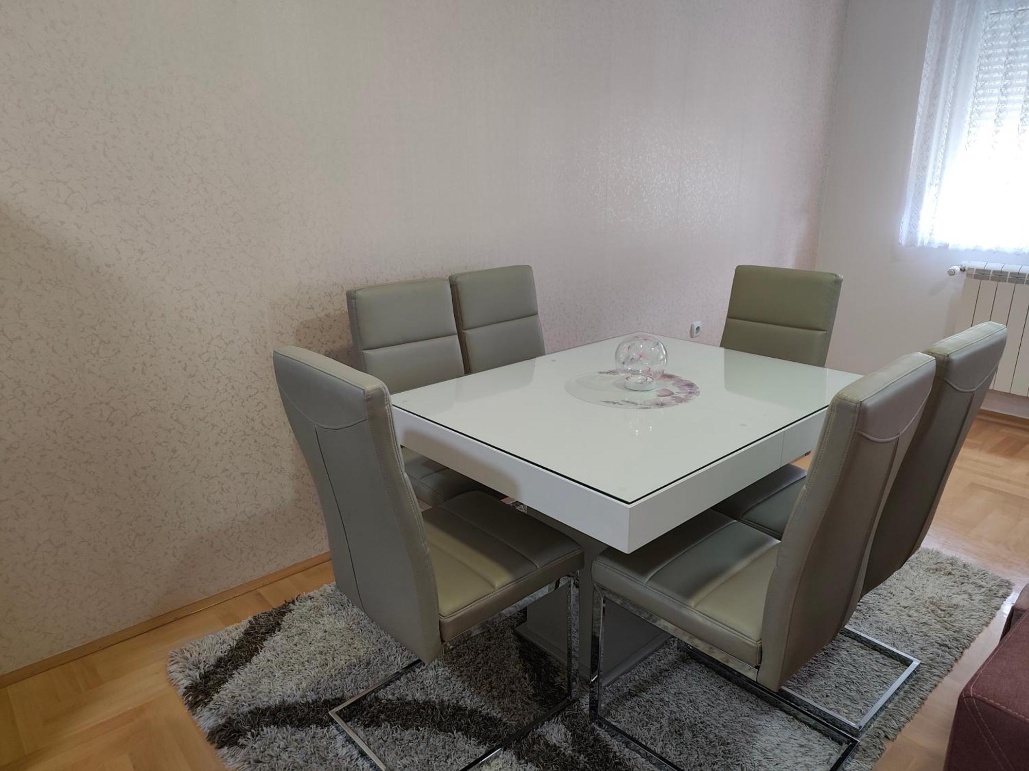 Apartman Lara 皮罗特 外观 照片