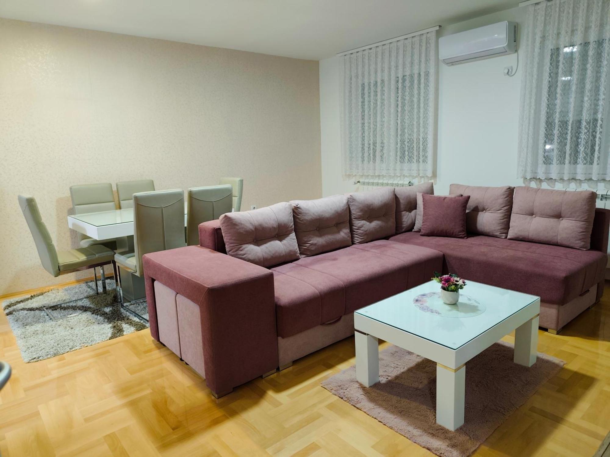 Apartman Lara 皮罗特 外观 照片