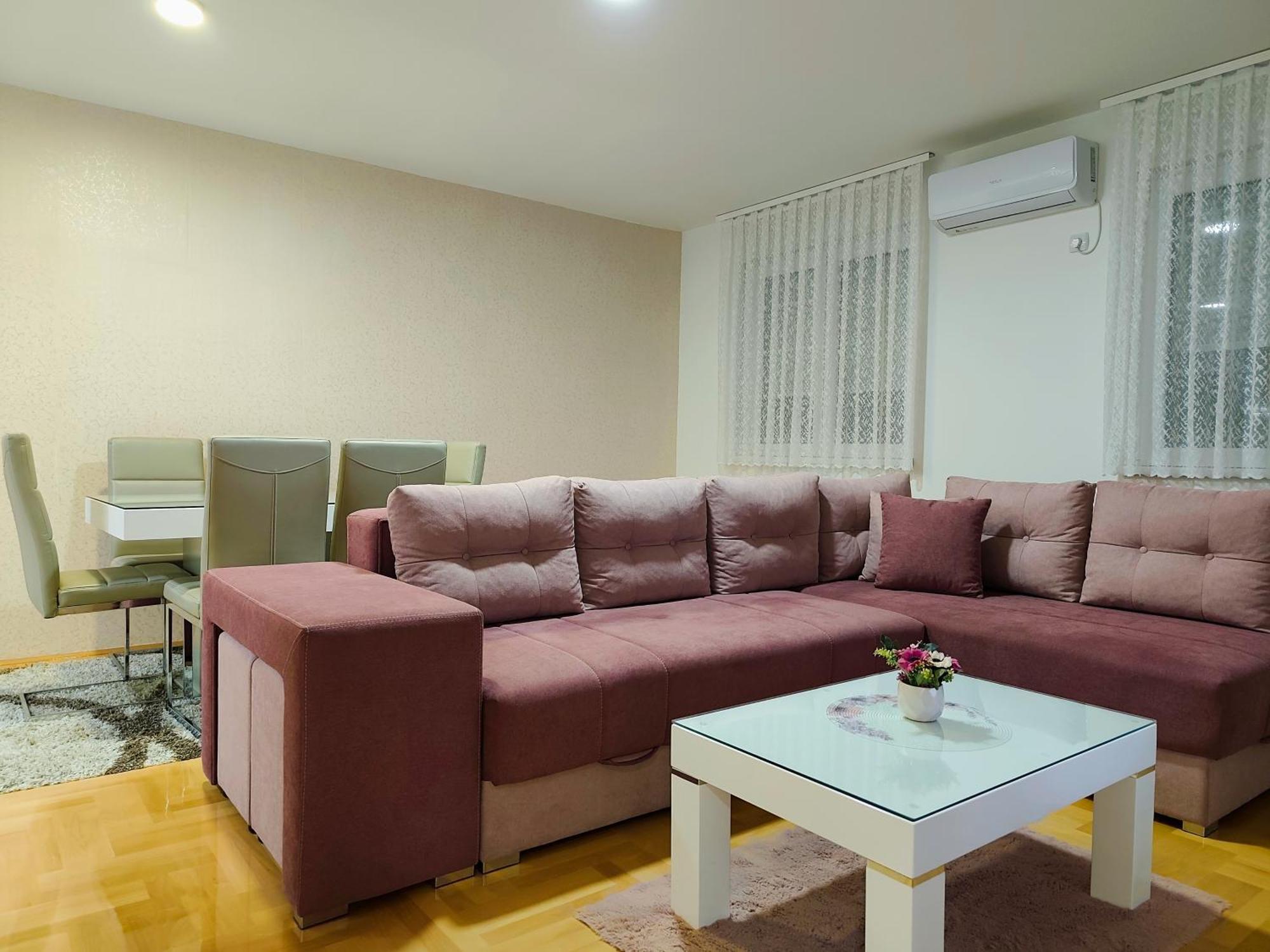 Apartman Lara 皮罗特 外观 照片